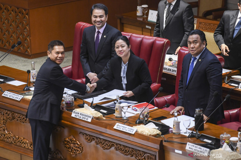 DPR setujui calon Hakim Agung