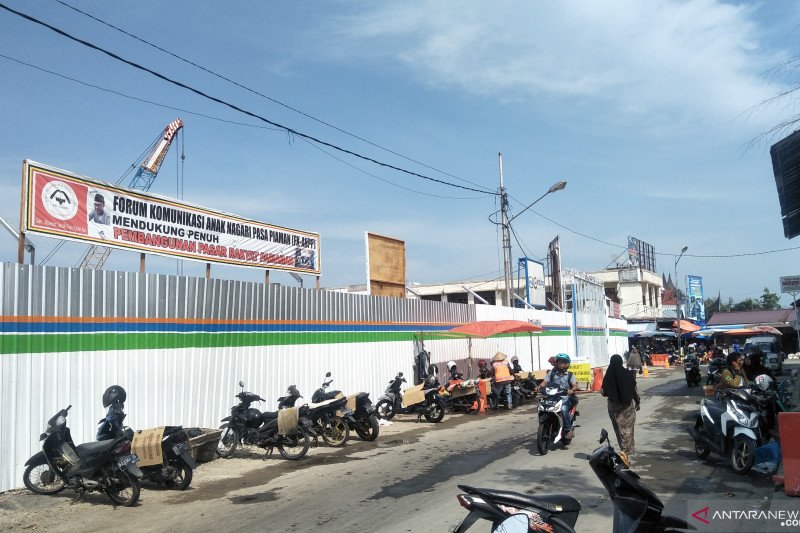 Realiasasi pembangunan Pasar Pariaman baru mencapai sekitar lima persen