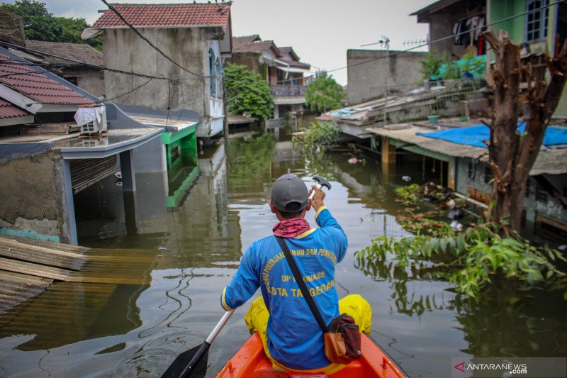 Banjir rendam Periuk Damai kota Tangerang
