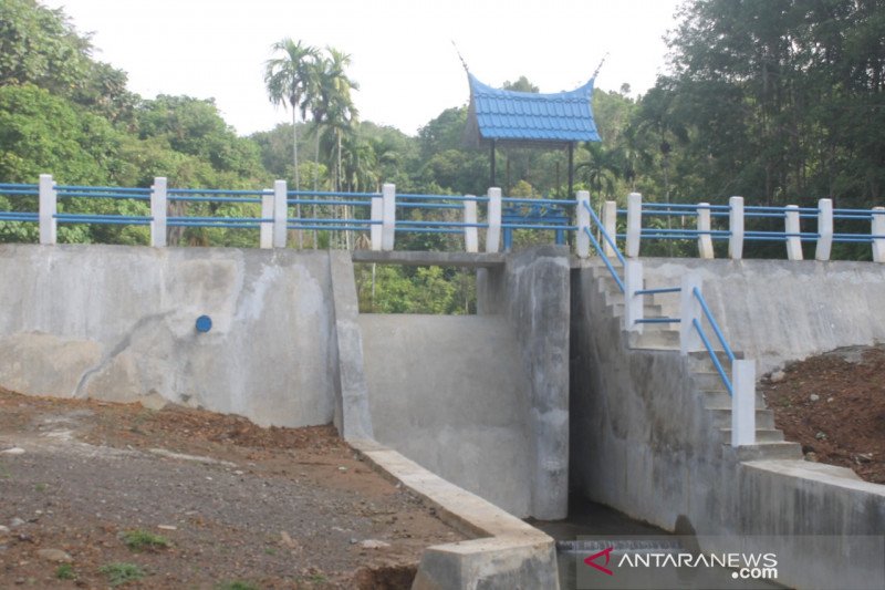 Embung Tanah Kareh Batang Kapas aliri 200 hektare sawah