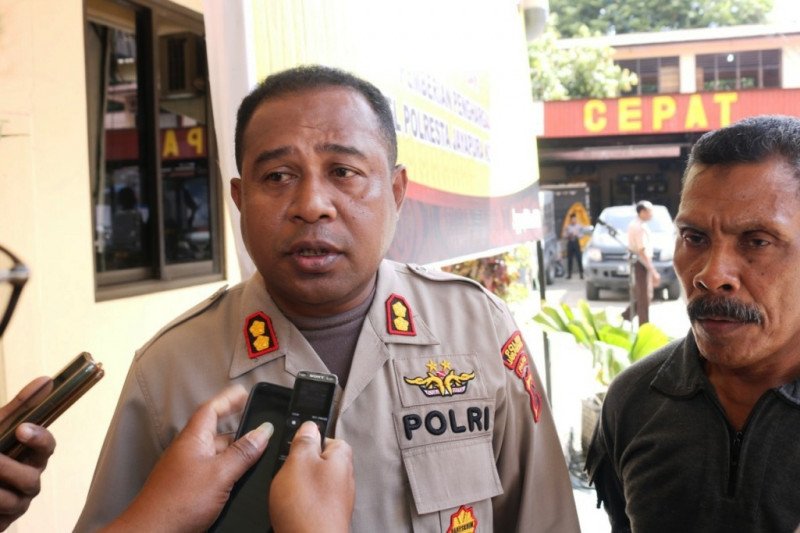 Polisi Jayapura kantongi identitas pelaku penikaman di Heram