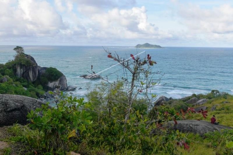 Objek Wisata Geopark Di Natuna