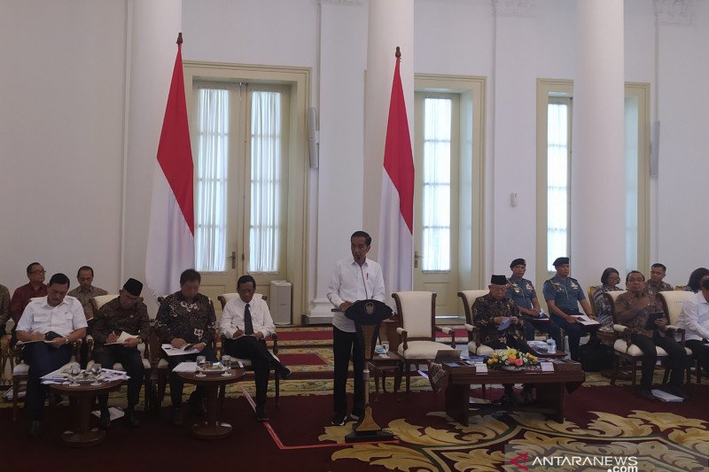 Rapat kabinet perdana tatap muka, para menteri ikuti protokol ketat