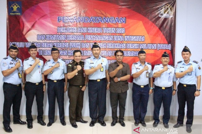 Imigrasi Palembang canangkan Zona Integritas pelayanan paspor