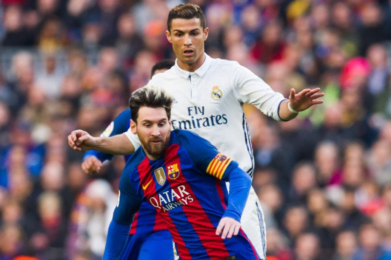 Wenger sebut sepak bola masuki senjakala rivalitas Ronaldo vs Messi