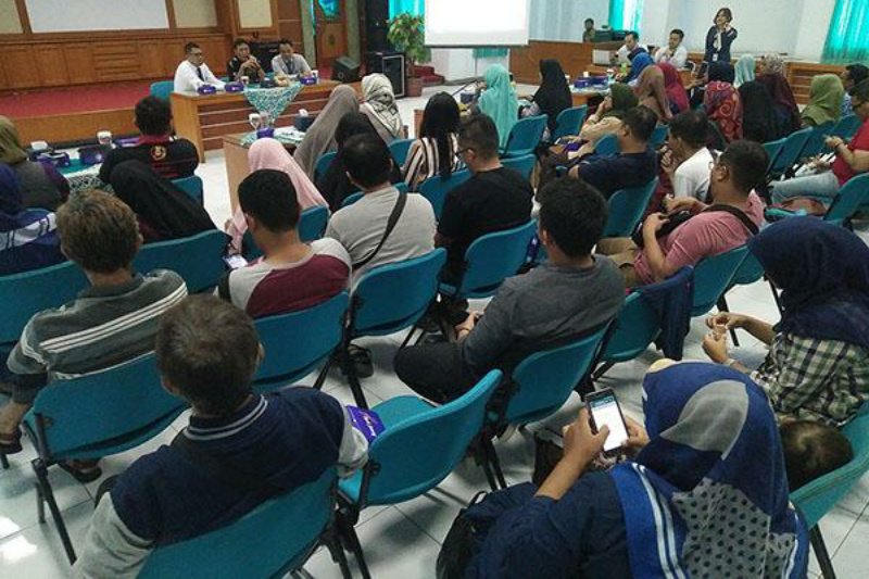 Bank Jateng sosialisasikan transaksi nontunai ke IKM Tegal