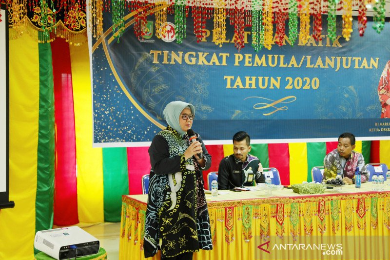 Pemkot Batam patenkan hak cipta enam batik marlin
