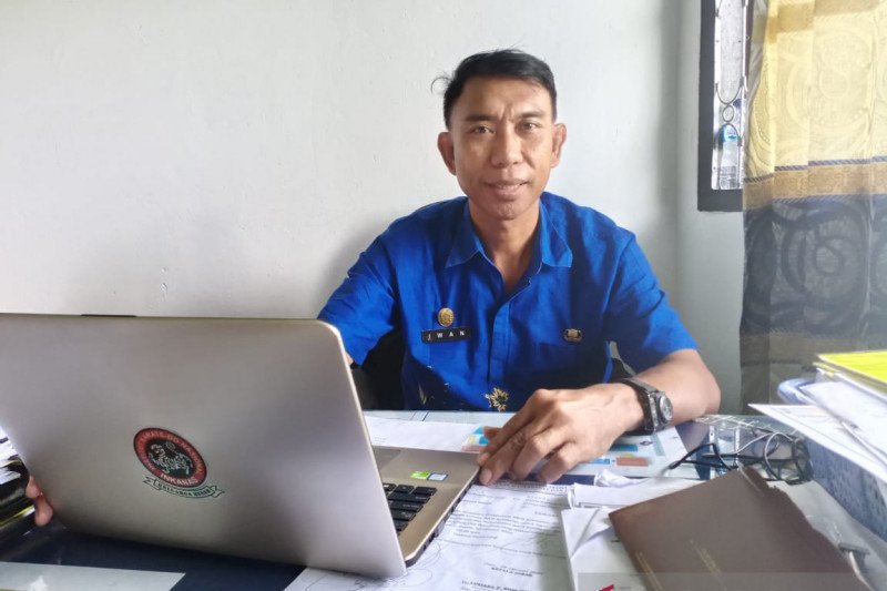 Kades dan perangkat desa di Poso terima gaji tiap bulan