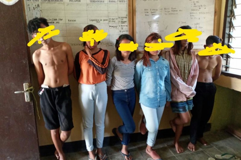 Enam remaja belasan tahun di Sumbawa kedapatan pesta miras