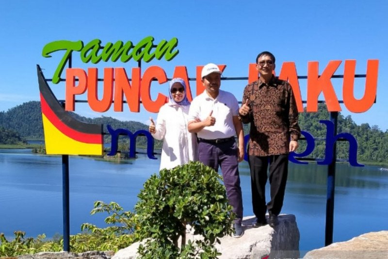 BRI bangun taman di Puncak Paku kawasan wisata Mandeh Sumbar