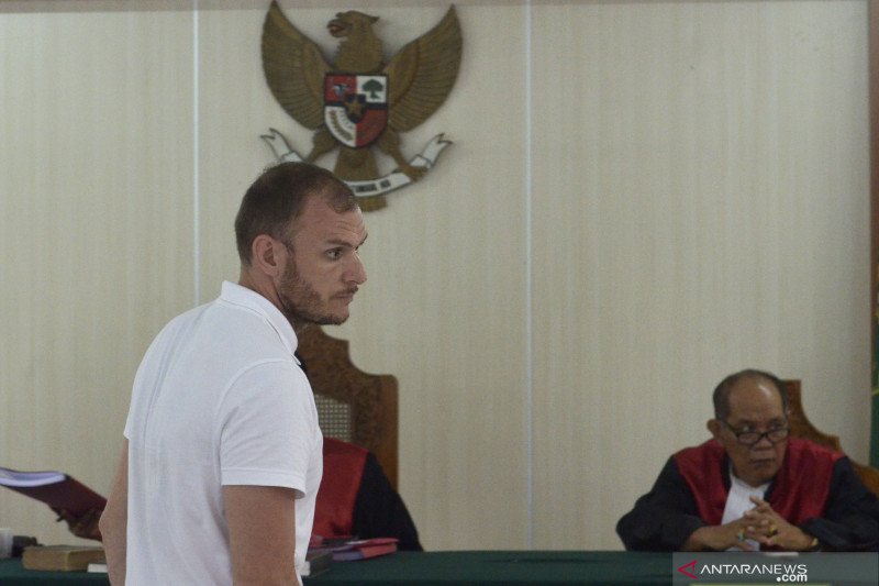 Sidang kasus narkotika warga Rusia