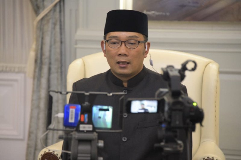 Gubernur Jabar Ridwan Kamil cek kesehatan antisipasi COVID-19