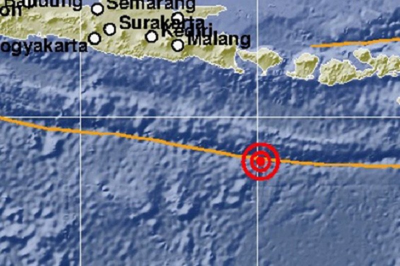 Sepekan, Presiden negatif COVID-19 hingga sumber gempa di selatan Bali