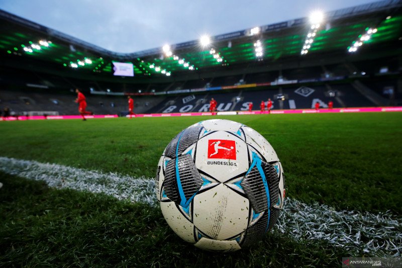 Penangguhan Bundesliga resmi diperpanjang sampai 30 April