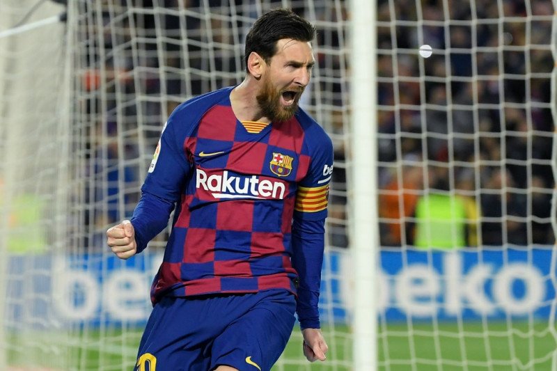 Barcelona potong gaji Messi dan kawan-kawan