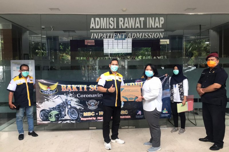 Motor Besar Club Jawa Timur sumbang APD untuk tenaga medis di RSUA