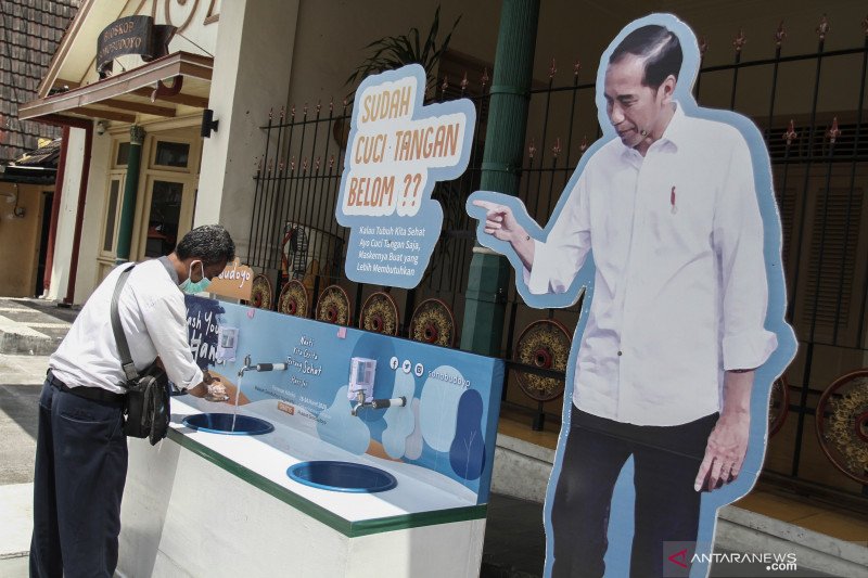 Fasilitas cuci tangan di ruang publik