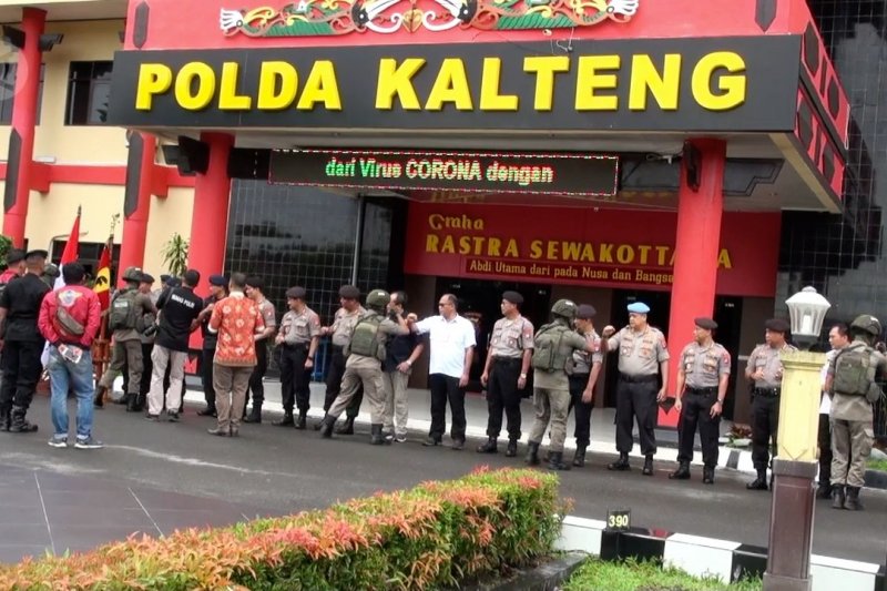 1 SSK Brimob Polda Kalteng di BKO ke Papua