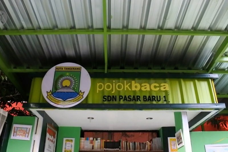 Wujudkan budaya literasi, siswa diajak baca buku sebelum belajar