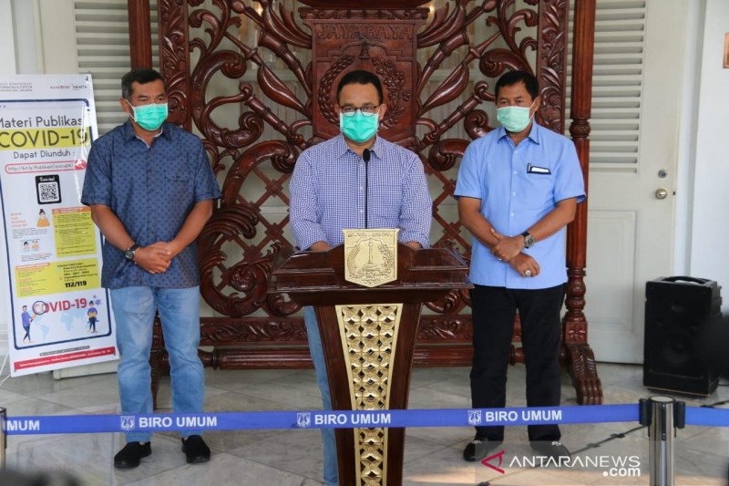 Gubernur Anies serukan penggunaan masker untuk cegah COVID-19