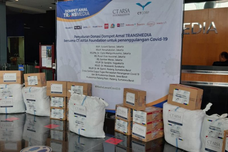 YIIM dan Insight salurkan bantuan sosial penanganan COVID-19