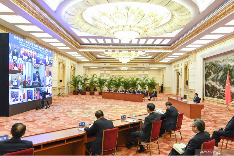 KTT ASEAN Plus Tiga bahas COVID-19