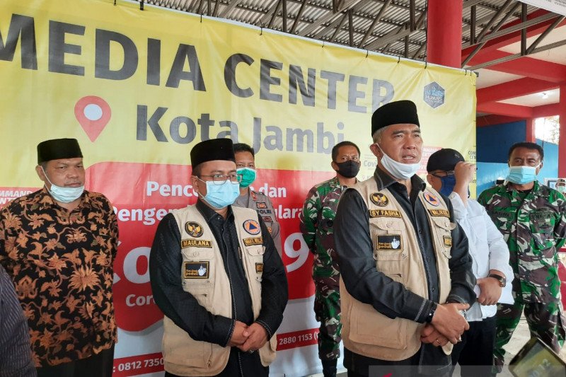 Jam malam di Kota Jambi tetap berlaku hingga pukul 21.00 WIB