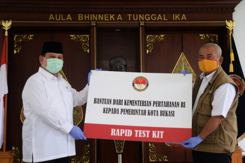 Cegah corona, Menhan serahkan 5.000 “rapid test kit” untuk Kota Bekasi