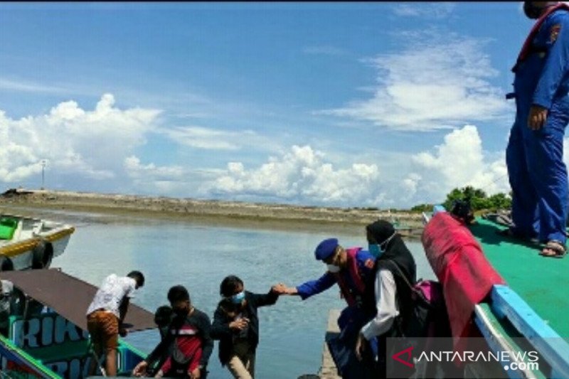 Gugus tugas minta penumpang kapal angkutan gelap isolasi mandiri