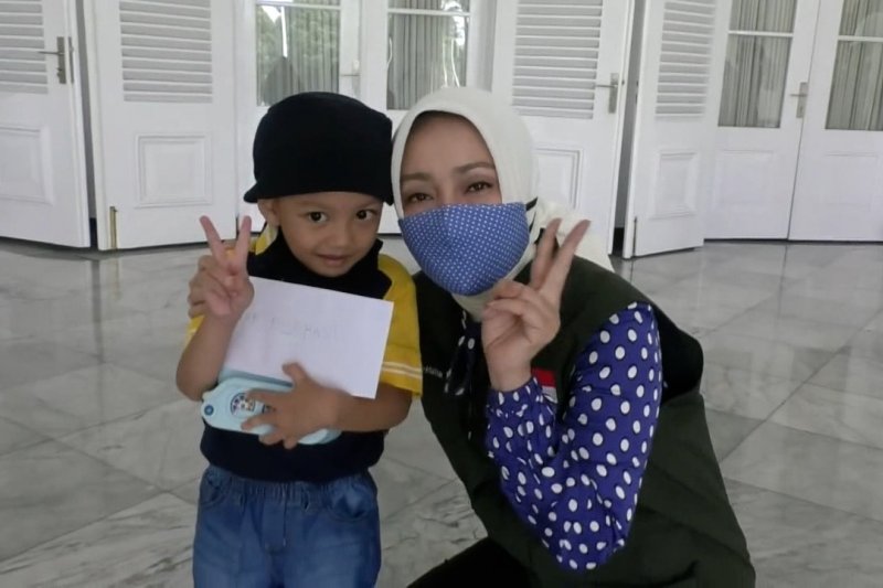 Balita sumbangkan tabungan untuk warga terdampak COVID-19