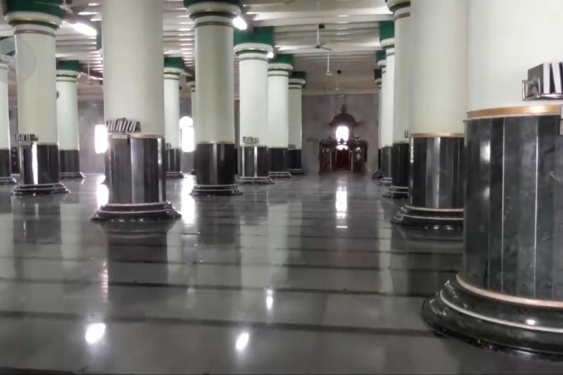 MUI tegaskan tak pernah larang salat Jumat