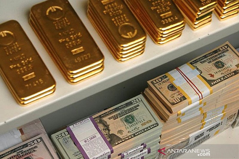 Emas turun 16 dolar AS karena ambil untung ketika Wall Street menguat