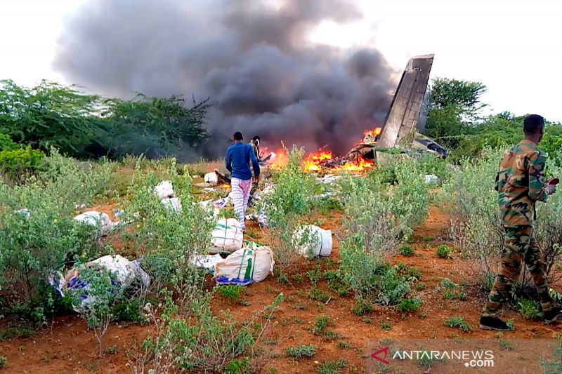 Pesawat kargo jatuh di Sudan Selatan, tewaskan lima orang - ANTARA News