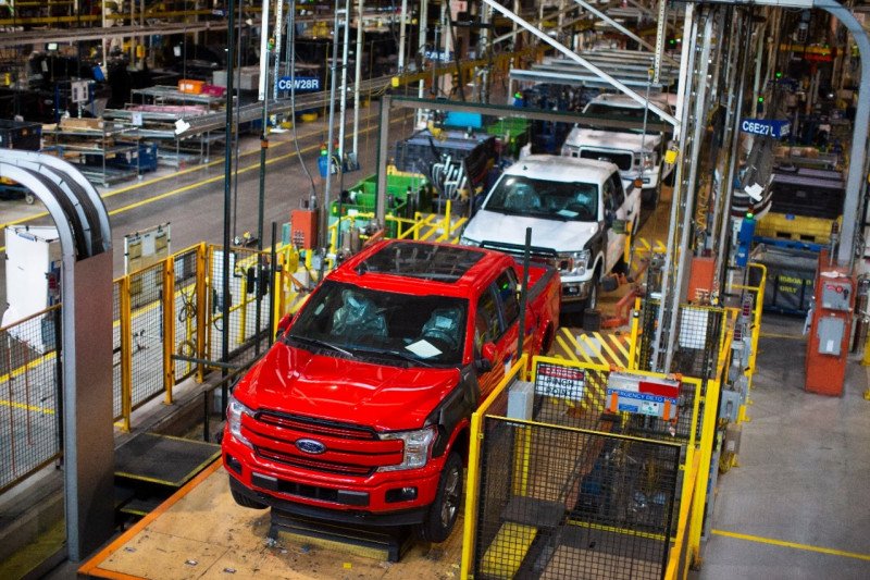 Ford Motor buka kembali pabrik utamanya 18 Mei