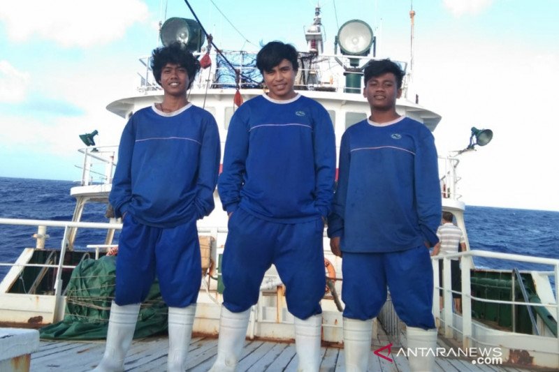Bareskrim Polri serahkan tahap II tiga tersangka Kapal Long Xing 629