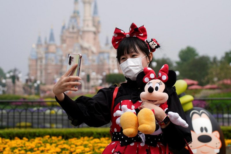 Disneyland Hong Kong buka kembali 18 Juni - ANTARA News Kalimantan ...