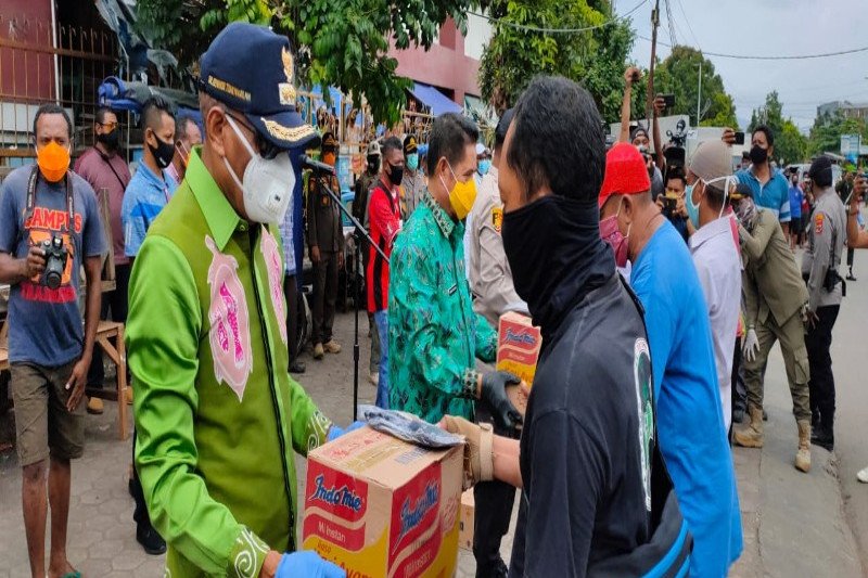 Pemprov Papua bantu 2.000 paket sembako di enam lokasi karantina