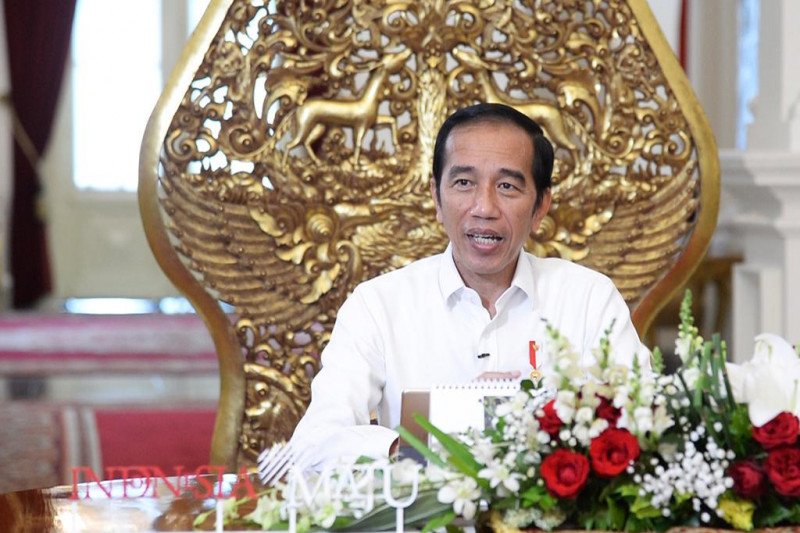 Presiden Jokowi minta KPK ikut dampingi penyaluran bansos COVID-19