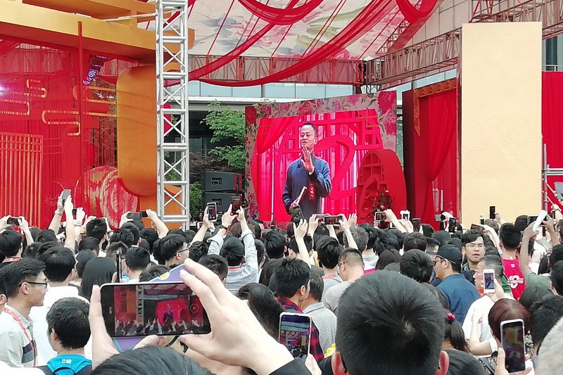 Jack Ma mundur dari SoftBank