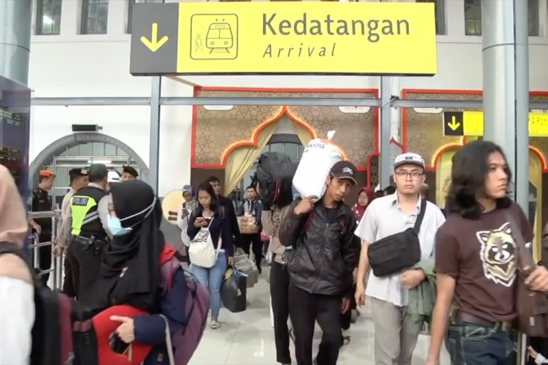 Mudik tetap dilarang, pemerintah terbitkan surat kriteria bepergian