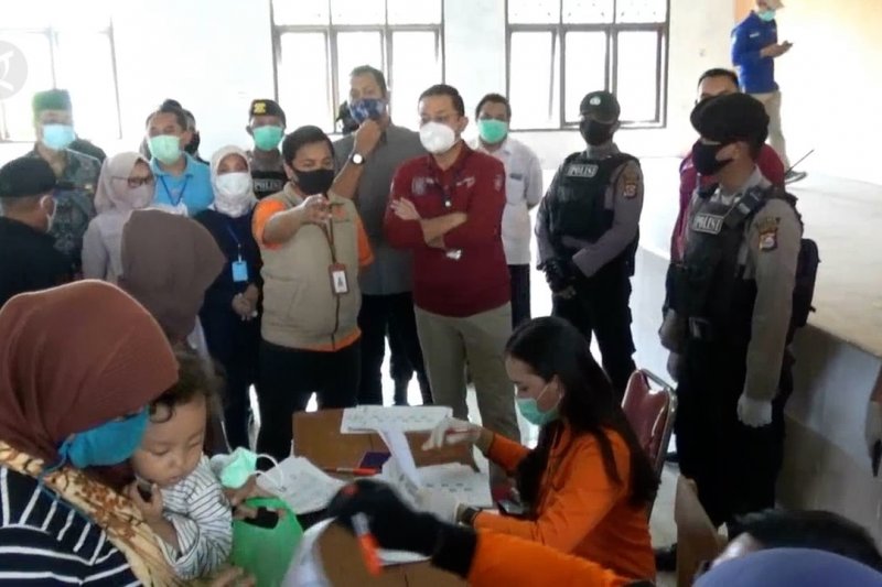 Mensos pantau penyaluran bantuan sosial tunai di Kabupaten Serang