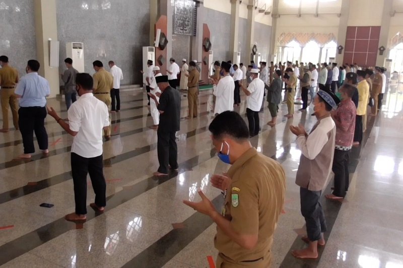 Masjid Agung Batam kembali gelar shalat berjamaah