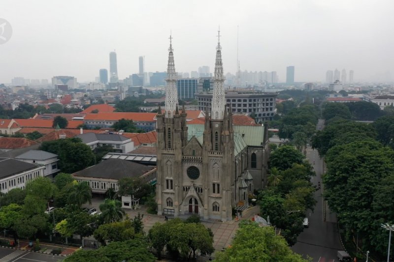 Keuskupan Agung Jakarta putuskan tetap ibadah secara daring