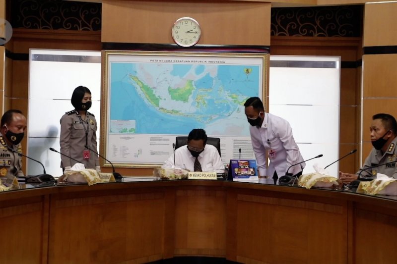 Mahfud MD pimpin sertijab Kasatgas Saber Pungli
