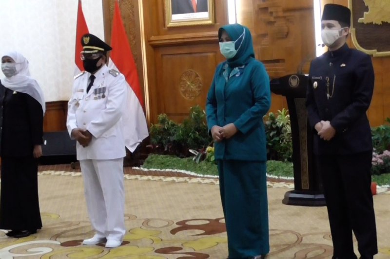 Gubernur Jatim Khofifah lantik Wali Kota Blitar