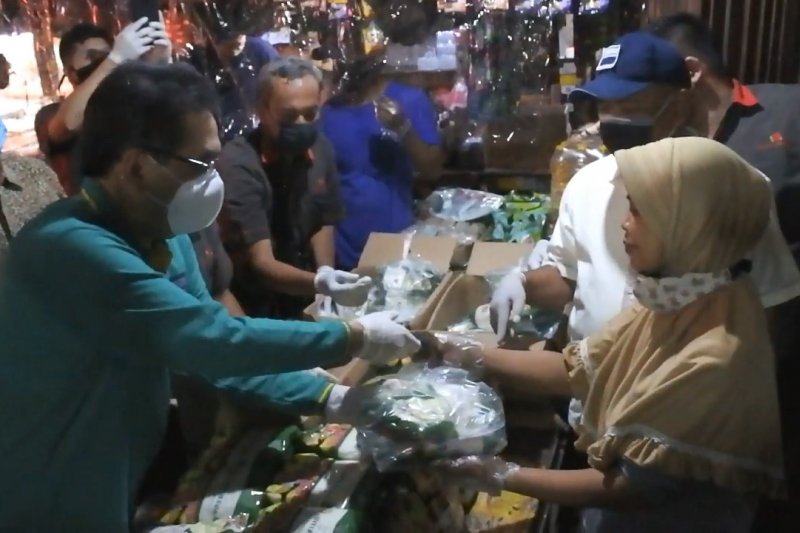 Jamin harga, Mendag pasok 24 ton gula ke Kota Tangerang
