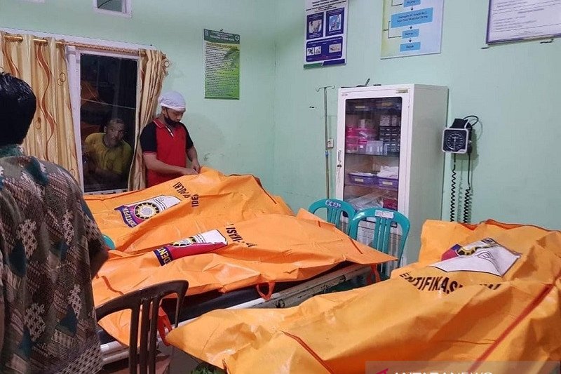 Tiga warga tewas tertimbun longsor aktivitas PETI