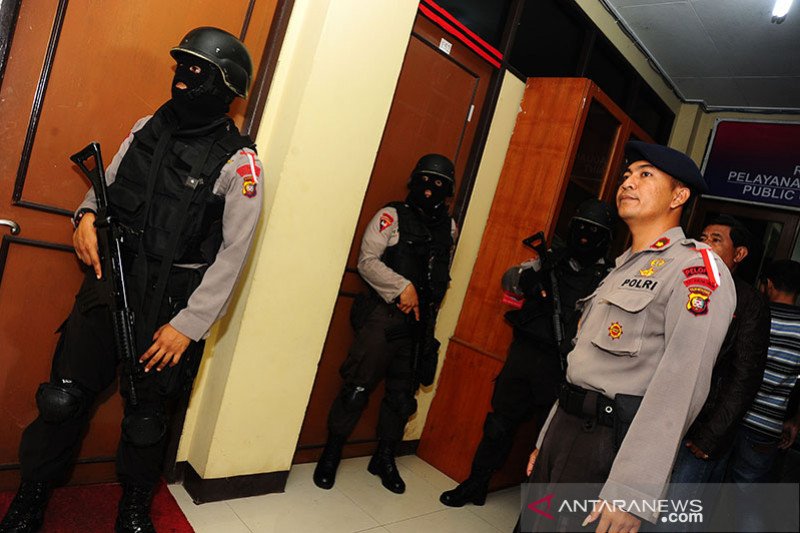 Polri: AR terduga teroris Kalbar mengenal jaringan ISIS dari medsos