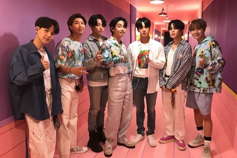 BTS