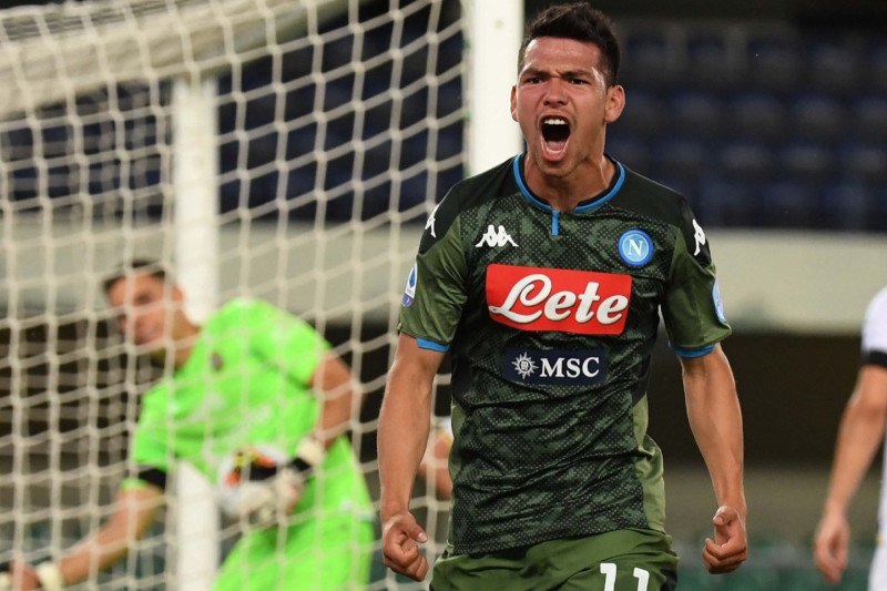 Napoli naik ke peringkat lima setelah menang lawan Genoa 2-1,
